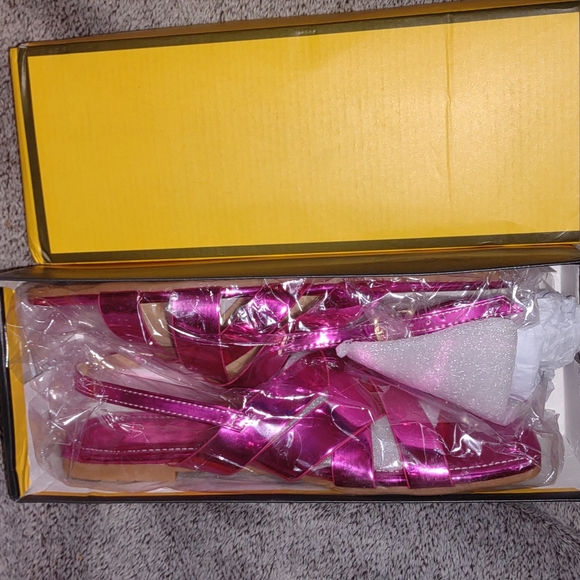 👣Metallic Slingback Sandals (Fuchsia) footwear - Picture 8 of 16